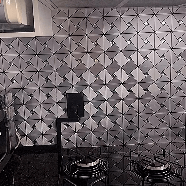 Placa de Parede 3D Pastilhas Metalizadas "Poli Lar" 30cm X 30cm