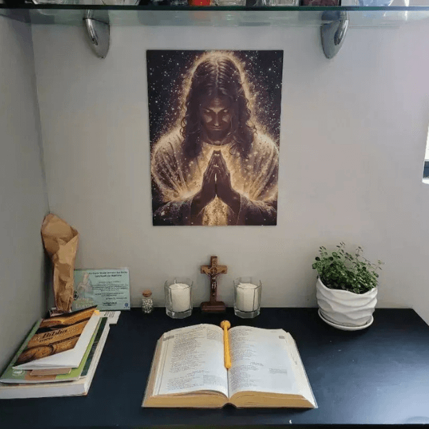 Quadro Decorativo 3D (Imagem de Jesus Cristo em Oração) "Poli Lar"
