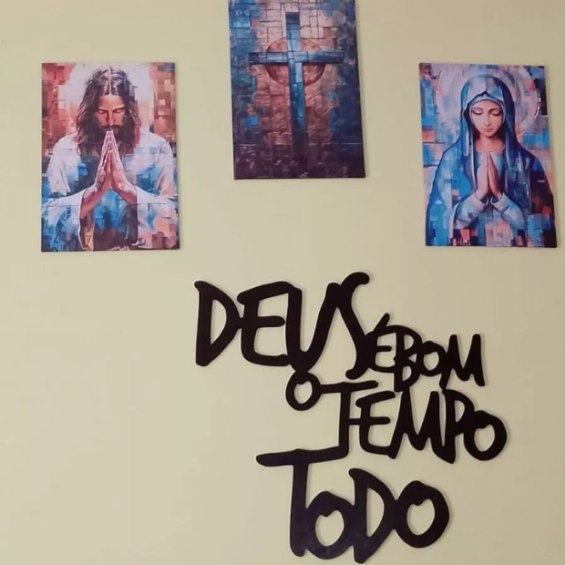 Quadro Religioso Decorativo "Poli Lar" -- (Jesus Cristo/ Cruz Sagrada/ Maria)