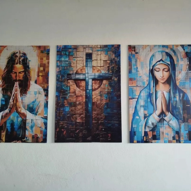 Quadro Religioso Decorativo "Poli Lar" -- (Jesus Cristo/ Cruz Sagrada/ Maria)